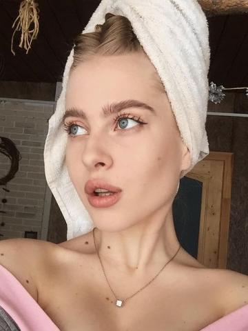 Нигина Только 18 фото 3